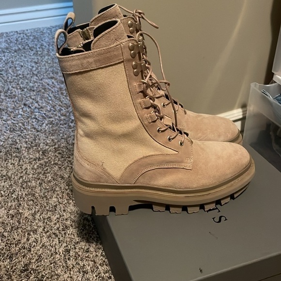 All Saints Canvas/Suede Beth Boot in Sand
Women's Size 40 - Picture 4 of 12